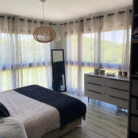 Spacieuse Avec Piscine à - 150 M² * Deyme