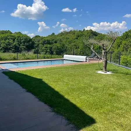 Spacieuse Avec Piscine A - 150 M² Deyme