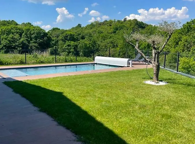Spacieuse Avec Piscine A - 150 M² * Deyme