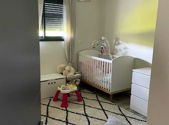 Spacieuse Avec Piscine A - 150 M² 빌라 *